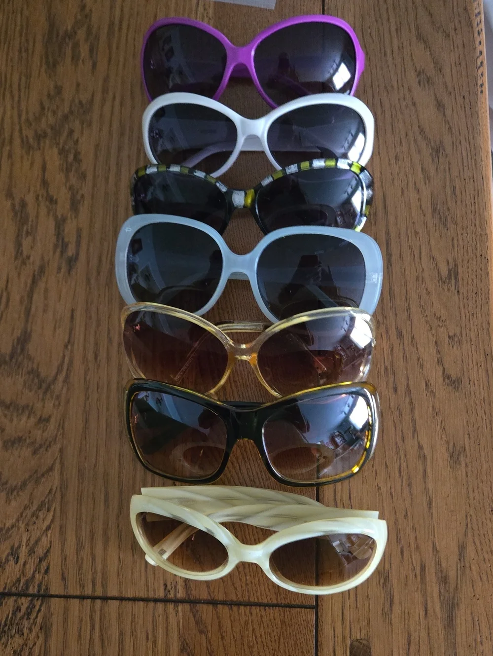 Assorted Women’s Fashion Sunglasses - Pink, White, Black, Cream, Tortoiseshell
